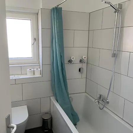 Theox No 2 Modernes Zwischen Mannheim & Heidelberg * Edingen-Neckarhausen